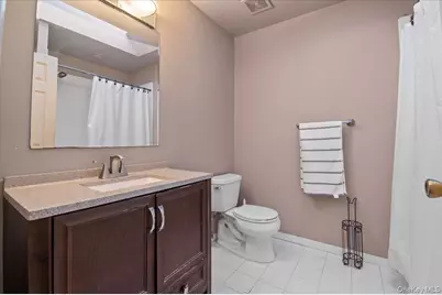 205 Fairfield Drive E, Holbrook, NY 11741 - Photo 34