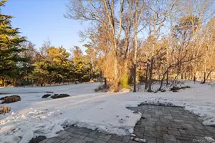 205 Fairfield Dr E, Holbrook, NY 11741 - Photo 36