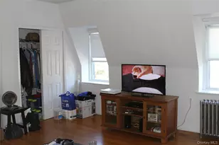 19 Elizabeth St, Port Jervis, NY 12771 - Photo 2