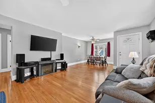 51 Lakeside Rd, Newburgh, NY 12550 - Photo 8