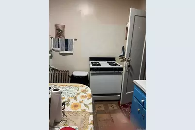 124-04 Jamaica Avenue, Richmond Hill, NY 11418 - Photo 6