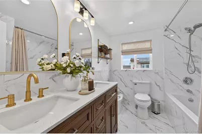 1024 Oaks Drive, Franklin Square, NY 11010 - Photo 14