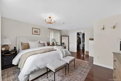 1024 Oaks Drive, Franklin Square, NY 11010 - Photo 10