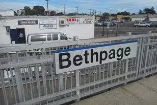 101 Spruce Ave, Bethpage, NY 11714 - Photo 38