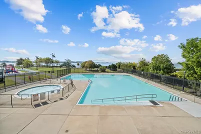 106 Bolton Avenue, Bronx, NY 10473 - Photo 10