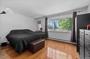 106 Bolton Ave, Bronx, NY 10473 - Photo 4