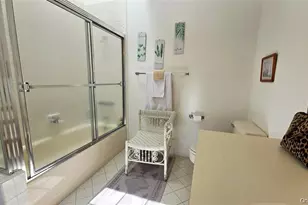 64 Brittany Ln, Westhampton Beach, NY 11978 - Photo 22