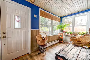 7 Nicholas St, Port Jefferson, NY 11777 - Photo 2