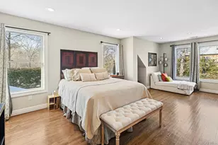 6 Dogwood St, East Quogue, NY 11942 - Photo 10