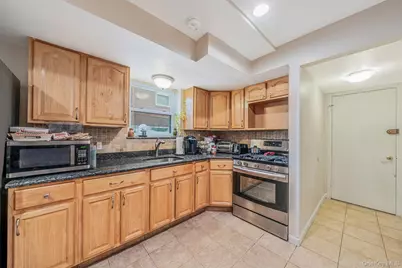 2023 Whitestone Expressway, Whitestone, NY 11357 - Photo 20