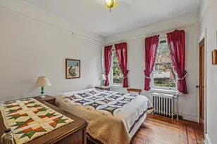 21-17 Hazen St, East Elmhurst, NY 11370 - Photo 20