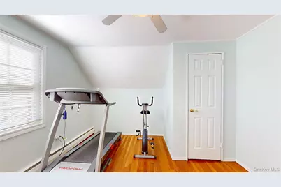 638 Saint George Avenue, North Babylon, NY 11703 - Photo 22