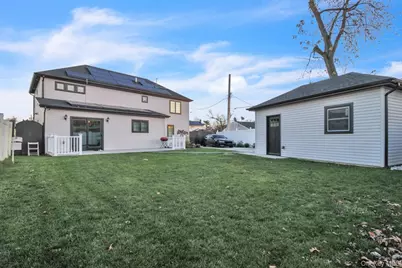 858 Prescott Street, Valley Stream, NY 11580 - Photo 34