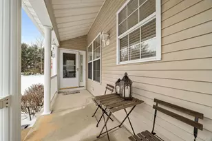 75 Meadow Pond Cir, Miller Place, NY 11764 - Photo 8