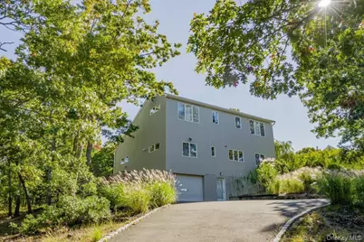 38 Red Creek Circle, Hampton Bays, NY 11946 - Photo 4