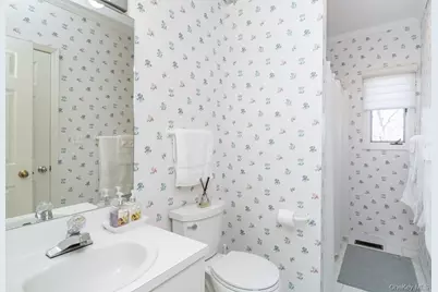 38 Red Creek Circle, Hampton Bays, NY 11946 - Photo 16