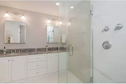 38 Red Creek Circle, Hampton Bays, NY 11946 - Photo 10