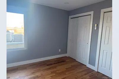 1035 Montauk Highway #4, Copiague, NY 11726 - Photo 4
