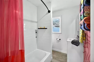 139 S Kensico Ave, Valhalla, NY 10595 - Photo 10