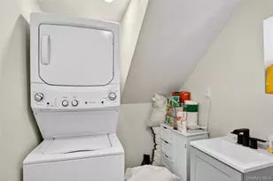 139 S Kensico Ave, Valhalla, NY 10595 - Photo 12