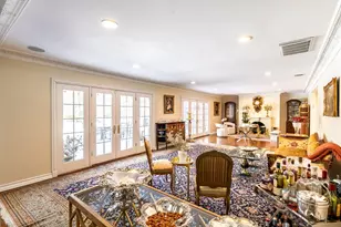 13 Lighthouse Rd, Great Neck, NY 11024 - Photo 10