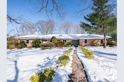 13 Lighthouse Road, Great Neck, NY 11024 - Photo 1