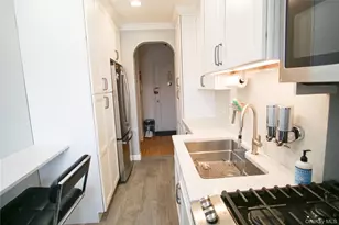 3321 Bruckner Blvd, Bronx, NY 10461 - Photo 10