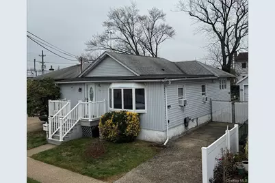 17 Litchfield Av #1 Avenue, Elmont, NY 11003 - Photo 1