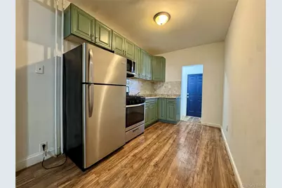 134 N 7th Avenue #1, Mount Vernon, NY 10550 - Photo 1