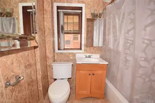 83-42 159th St, Jamaica, NY 11432 - Photo 14