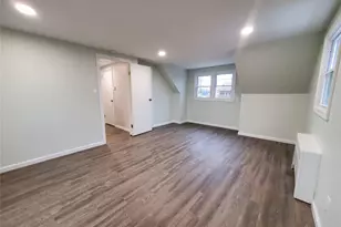 273 S 16th St, Lindenhurst, NY 11757 - Photo 8