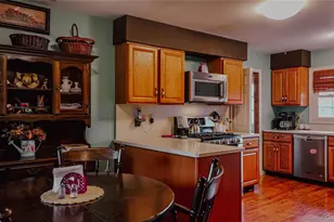 8 Royalston Ln, South Setauket, NY 11720 - Photo 6