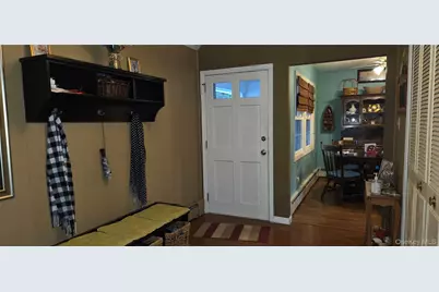 8 Royalston Lane, South Setauket, NY 11720 - Photo 6