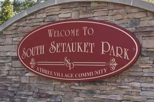 8 Royalston Ln, South Setauket, NY 11720 - Photo 28