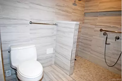 27110 Grand Central Parkway #25N, Floral Park, NY 11005 - Photo 36