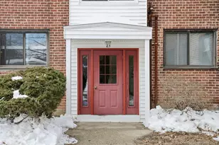 23 Lawrence Dr, White Plains, NY 10603 - Photo 4