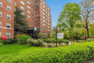 900 Palmer Rd, Bronxville, NY 10708 - Photo 2