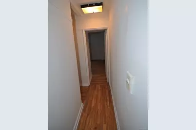 142 Garth Road #1R, Scarsdale, NY 10583 - Photo 2