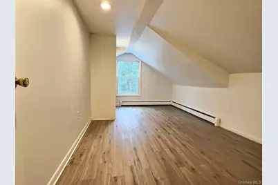 4 Pilgrim Terrace, Poughkeepsie, NY 12601 - Photo 8