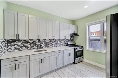 11915 145th Street, Jamaica, NY 11436 - Photo 12