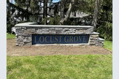 7 Ivy Court #B, Fishkill, NY 12524 - Photo 1