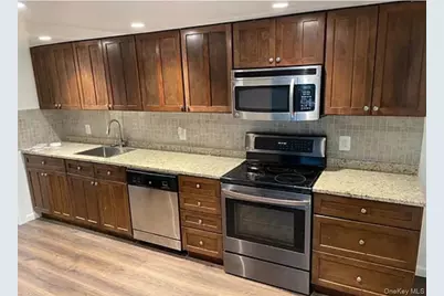 94 Baron De Hirsch Rd #3, Crompond, NY 10517 - Photo 2