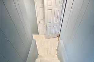 44 Bruce Ln, Westbury, NY 11590 - Photo 20