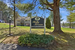 1003 Holly Stream Ct, Brewster, NY 10509 - Photo 2