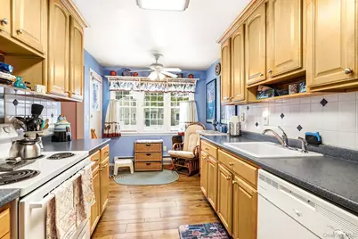 1003 Holly Stream Court #1003, Brewster, NY 10509 - Photo 10