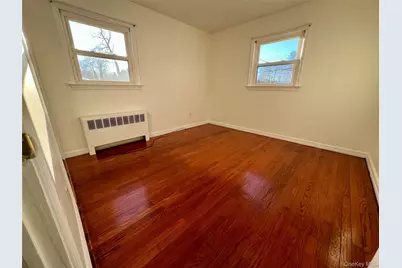 34 Cross Street, New Windsor, NY 12553 - Photo 14