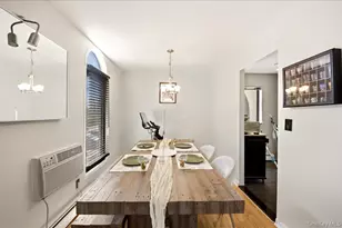 14 Granada Crescent, White Plains, NY 10603 - Photo 14