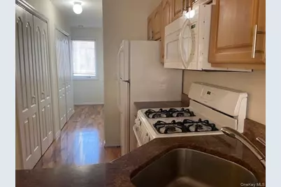 19 Kentucky Street #201, Long Beach, NY 11561 - Photo 4