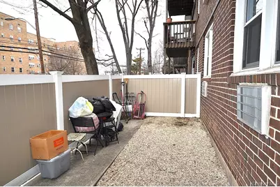 380 N Broadway #C23, Yonkers, NY 10701 - Photo 4