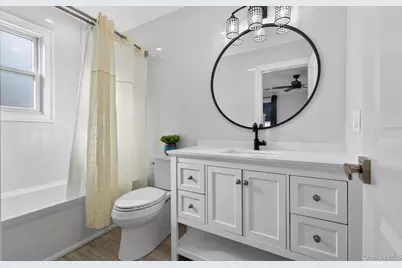 85 Pengon Circle, East Meadow, NY 11554 - Photo 18